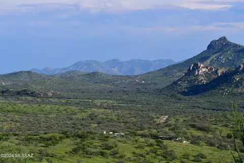 000 Poorwill Canyon Ct #9, Tubac, AZ 85646