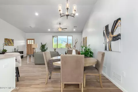 Dining - 63842 E Via De Desconso, Tucson, AZ 85739 photo 1 of 2