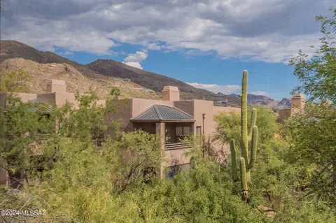 6655 N Canyon Crest Dr #5227, Tucson, AZ 85750