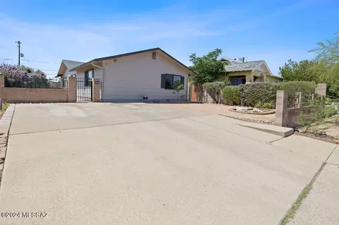 414 E 23rd St, Tucson, AZ 85713 photo 2