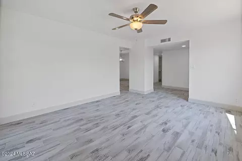 414 E 23rd St, Tucson, AZ 85713 photo 8