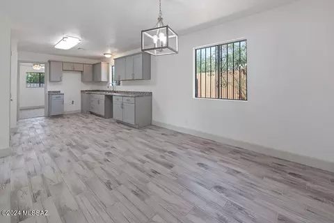 414 E 23rd St, Tucson, AZ 85713 photo 12