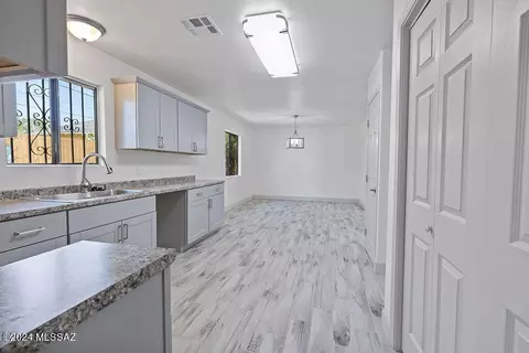 414 E 23rd St, Tucson, AZ 85713 photo 19
