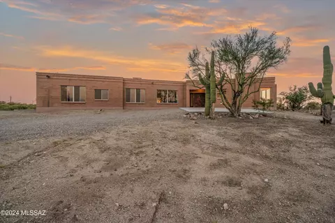 11240 E Timrod St, Tucson, AZ 85748