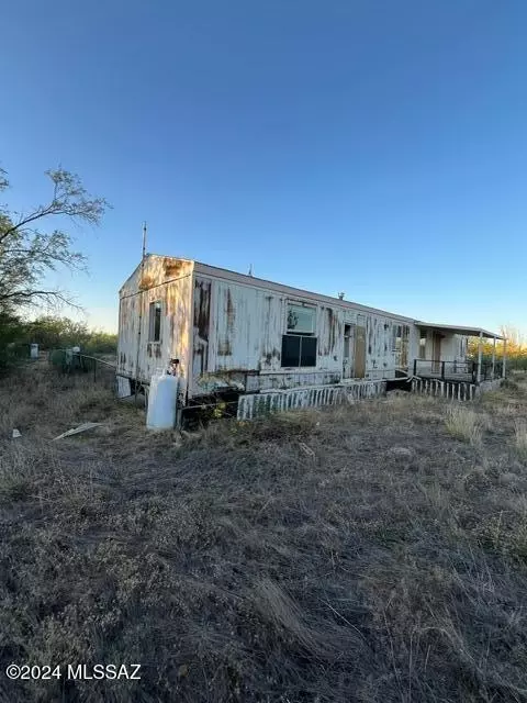 6810 W Pinto Rd, Sahuarita, AZ 85629