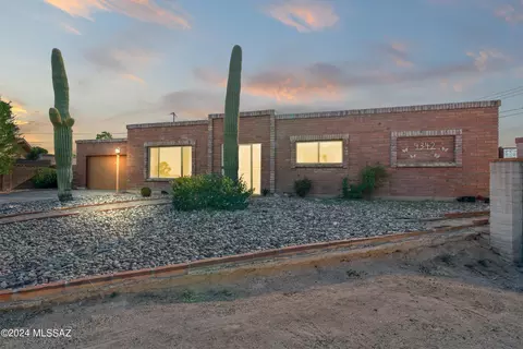4342 E Presidio Pl, Tucson, AZ 85712
