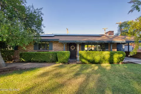 3433 N Forgeus Ave, Tucson, AZ 85716