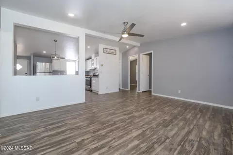 3433 S Bradford Dr, Tucson, AZ 85735