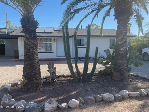 6202 E 15th St, Tucson, AZ 85711