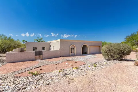 10782 E Calle Desierto, Tucson, AZ 85748