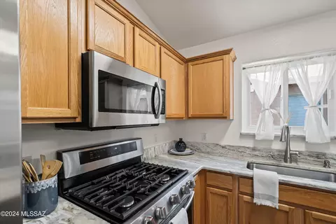 7820 S Sentinal Stone Dr, Tucson, AZ 85756 photo 12