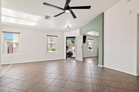 7820 S Sentinal Stone Dr, Tucson, AZ 85756 photo 5