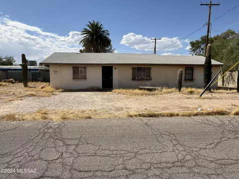 770 S Bryant Ave, Tucson, AZ 85711