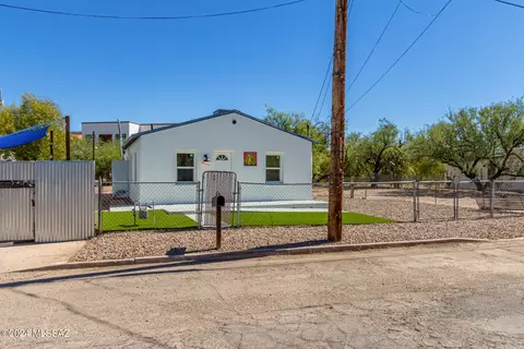 435 S Sentinel Ave, Tucson, AZ 85701