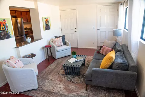Living - 6809 E Hayne St, Tucson, AZ 85710 photo 2 of 4