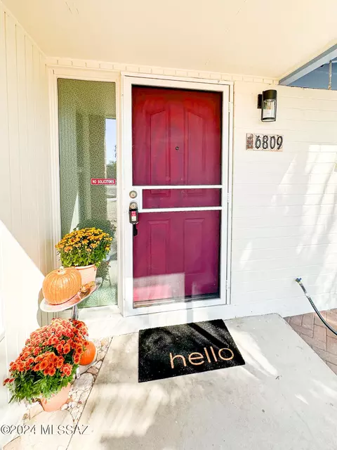 Exterior - 6809 E Hayne St, Tucson, AZ 85710 photo 1 of 7
