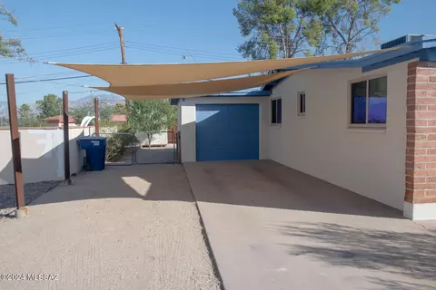 Exterior - 6809 E Hayne St, Tucson, AZ 85710 photo 6 of 7