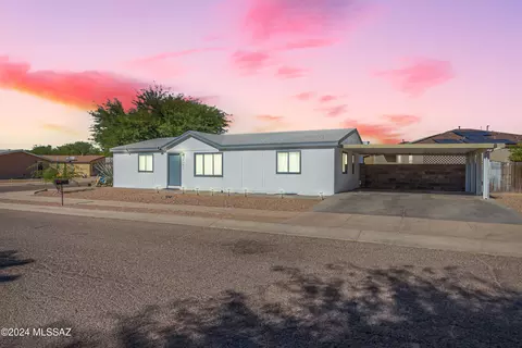 4141 E White Water Dr, Tucson, AZ 85706