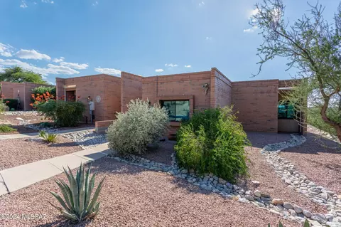 1836 W Dalehaven Cir, Tucson, AZ 85704