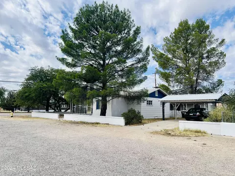 Exterior - 172 S Austin Blvd, Willcox, AZ 85643 photo 1 of 7