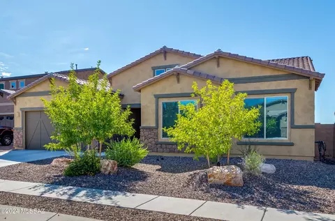 994 E Silver Ray Dr, Oro Valley, AZ 85737