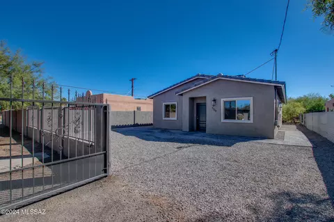 509 W 44th St, Tucson, AZ 85713