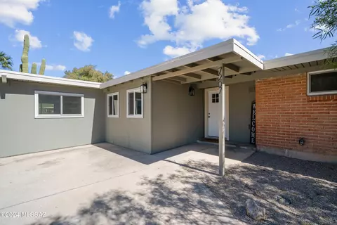 7207 Eli Dr, Tucson, AZ 85710 photo 3