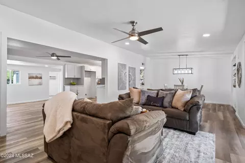 7207 Eli Dr, Tucson, AZ 85710 photo 20