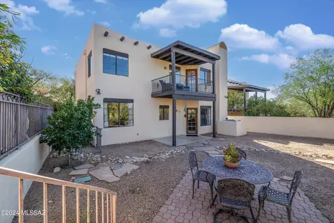 Exterior - 1685 E Deer Shadow Ln, Oro Valley, AZ 85737 photo 5 of 11
