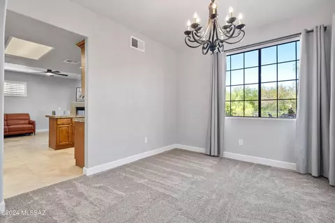 Dining - 1685 E Deer Shadow Ln, Oro Valley, AZ 85737 photo 3 of 3