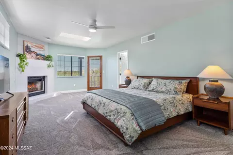 Bedroom - 1685 E Deer Shadow Ln, Oro Valley, AZ 85737 photo 1 of 6