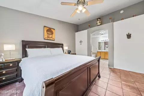 Bedroom - 10239 E Gray Hawk Dr, Tucson, AZ 85730 photo 3 of 4