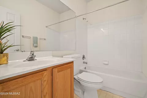 Bath - 9820 E Cisco Ct, Tucson, AZ 85748 photo 2 of 3