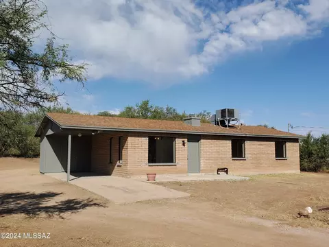 160 Capullo Ct, Rio Rico, AZ 85648