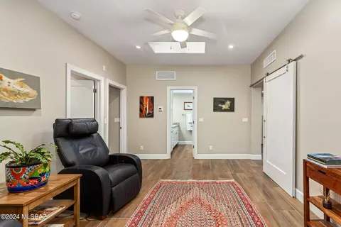 Entry Way - 3732 E Windy Point Dr, Tucson, AZ 85718 photo 6 of 7