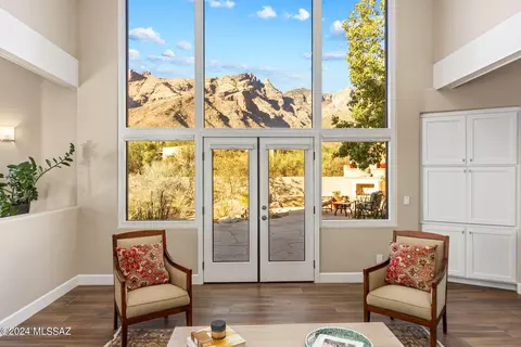 Living - 3732 E Windy Point Dr, Tucson, AZ 85718 photo 2 of 4