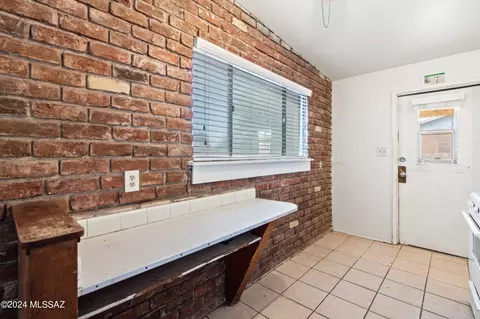2907 E 24th St, Tucson, AZ 85713 photo 10