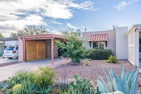 1202 S Alpine Cir, Green Valley, AZ 85614
