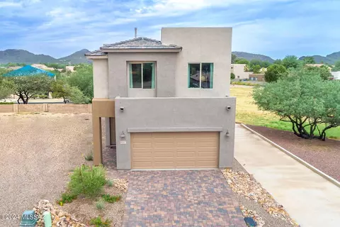 8837 N Sherry Cervi Way, Tucson, AZ 85743