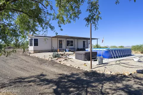 13065 W Castle Dr, Tucson, AZ 85736