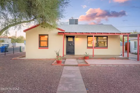 4160 E 17th St, Tucson, AZ 85711
