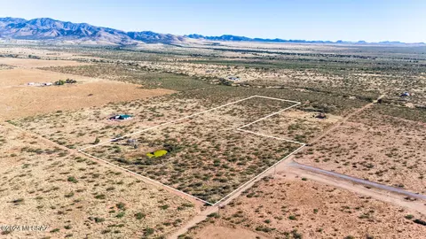 9629 E Broken Soldier Trl, Pearce, AZ 85625