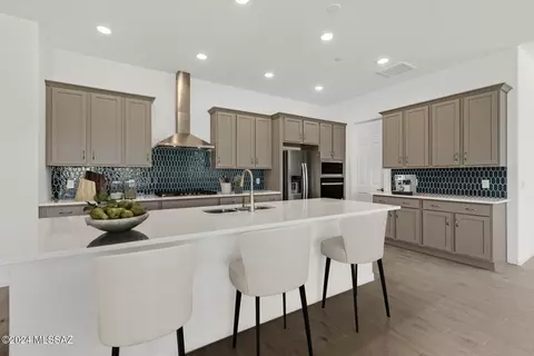 Kitchen - 12855 E Tortoise Pointe Dr, Vail, AZ 85641 photo 1 of 2