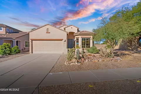 13021 N Westminster Dr, Oro Valley, AZ 85755