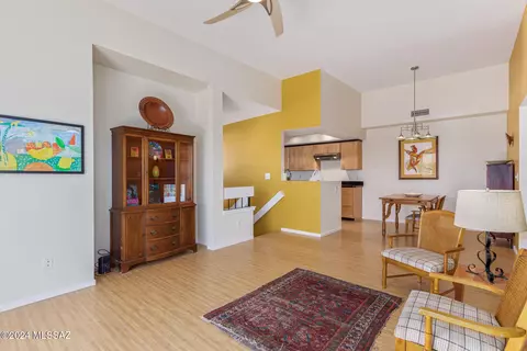 7952 E Colette Cir #166, Tucson, AZ 85710