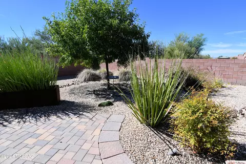 7364 E Weeping Willow Dr, Tucson, AZ 85756 photo 7