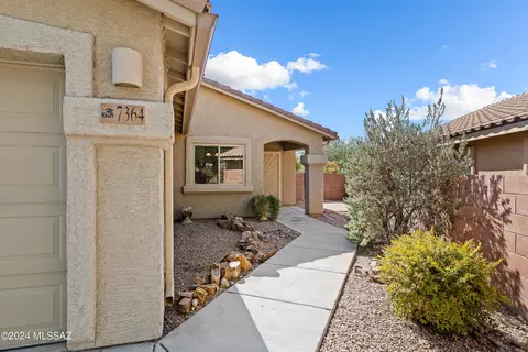 7364 E Weeping Willow Dr, Tucson, AZ 85756