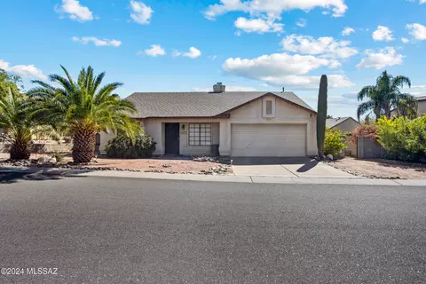 5007 W Pheasant St, Tucson, AZ 85742