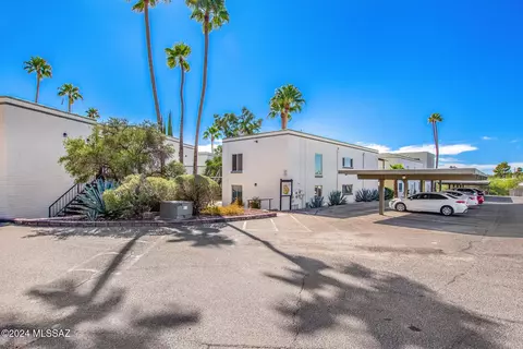 8450 E Old Spanish Trl #201, Tucson, AZ 85710