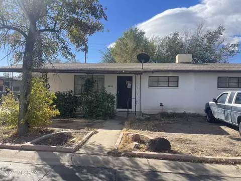 107 E 3rd St, Safford, AZ 85546